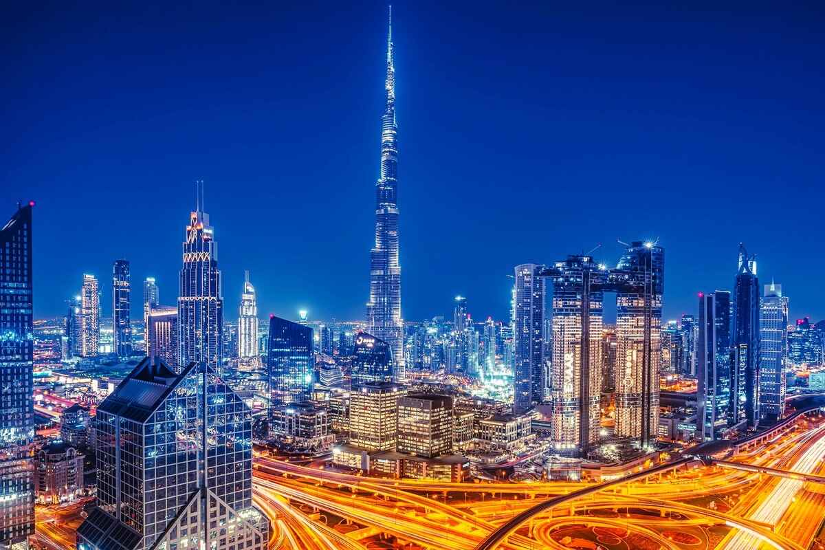 Dubai Night view, Golden Visa UAE presented by SK Financial Services https://skfinancial.co